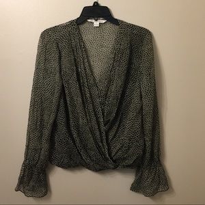 (2091). Diane Von Furstenberg Top. Size 10